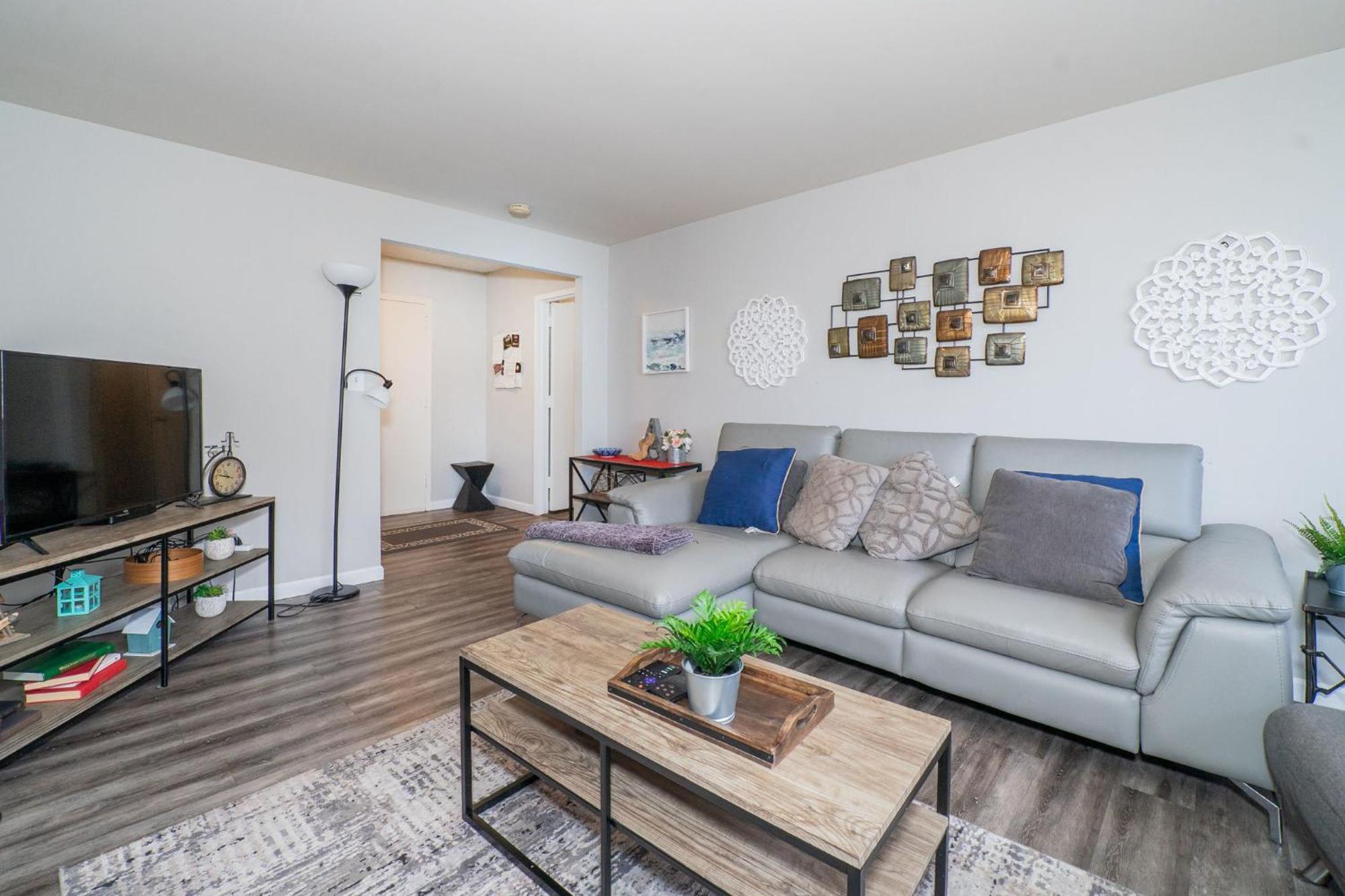Welcoming Barn, 2 Bedroom & 1 Bath & Parking Atlanta Ngoại thất bức ảnh
